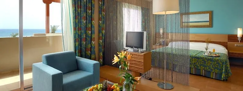 Elba Carlota Beach & Golf Resort كاليتا ذي فوستي 4*,
